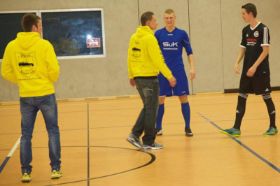 2078363839-mannschaften-beteiligen-sich-night-move-OM6b.jpg